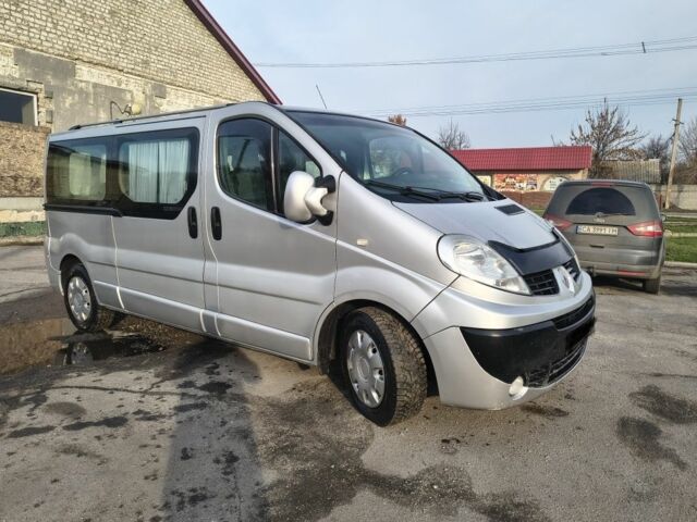 Серый Рено Трафик, объемом двигателя 2 л и пробегом 1 тыс. км за 8300 $, фото 1 на Automoto.ua