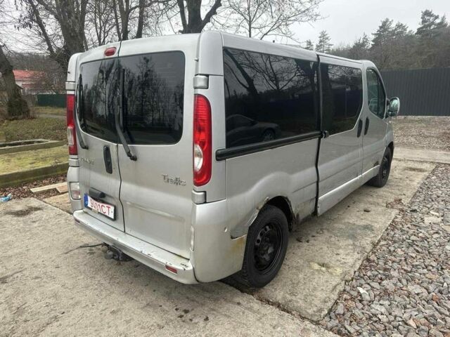 Сірий Рено Трафік, об'ємом двигуна 2 л та пробігом 100 тис. км за 3600 $, фото 4 на Automoto.ua