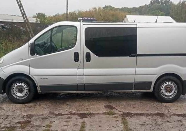 Сірий Рено Трафік, об'ємом двигуна 2.5 л та пробігом 297 тис. км за 4658 $, фото 2 на Automoto.ua