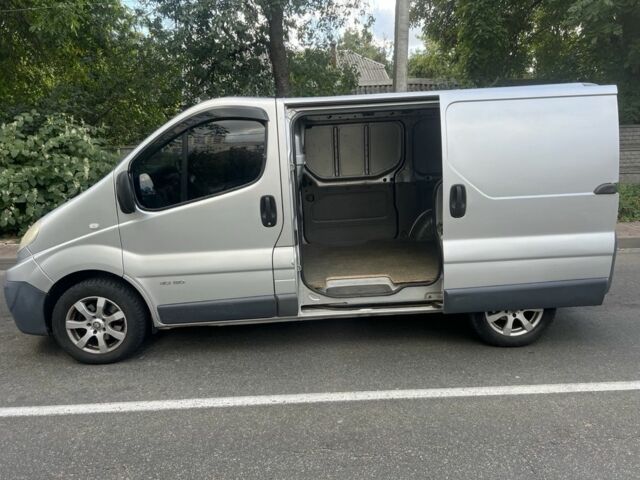 Сірий Рено Трафік, об'ємом двигуна 2.5 л та пробігом 295 тис. км за 7500 $, фото 2 на Automoto.ua