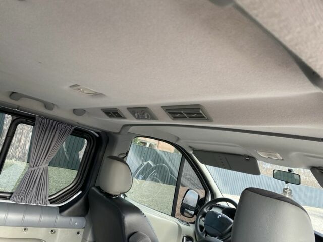 Серый Рено Трафик, объемом двигателя 2 л и пробегом 348 тыс. км за 12700 $, фото 6 на Automoto.ua