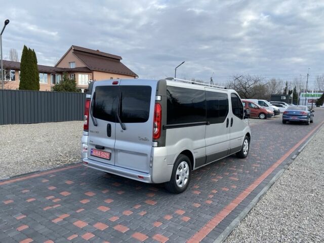 Серый Рено Трафик, объемом двигателя 2 л и пробегом 348 тыс. км за 12700 $, фото 3 на Automoto.ua