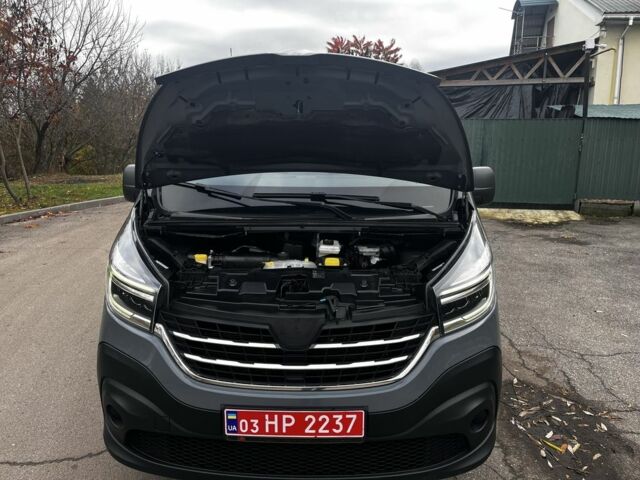 Серый Рено Трафик, объемом двигателя 2 л и пробегом 230 тыс. км за 26770 $, фото 11 на Automoto.ua