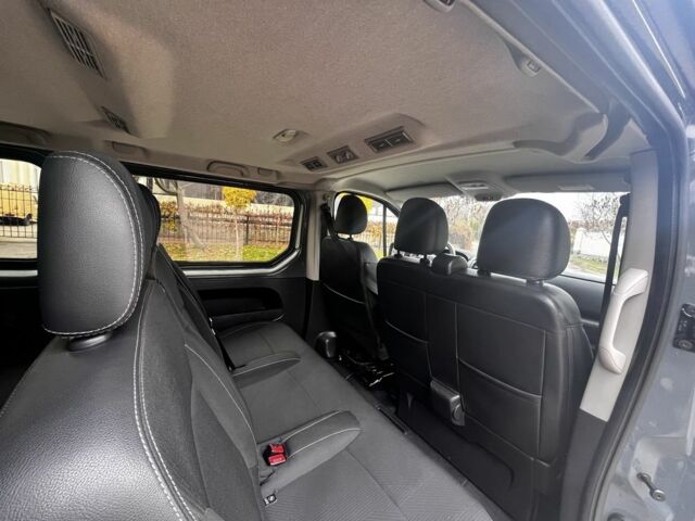 Серый Рено Трафик, объемом двигателя 2 л и пробегом 230 тыс. км за 26770 $, фото 14 на Automoto.ua