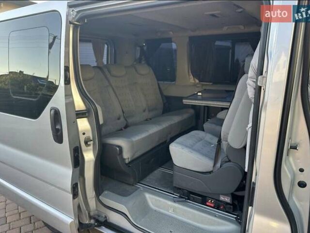 Серый Рено Трафик, объемом двигателя 2.5 л и пробегом 280 тыс. км за 4500 $, фото 13 на Automoto.ua