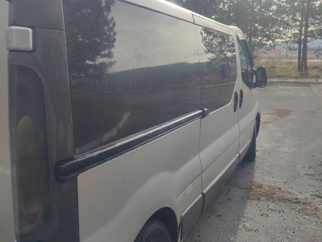 Сірий Рено Трафік, об'ємом двигуна 0 л та пробігом 320 тис. км за 7900 $, фото 4 на Automoto.ua