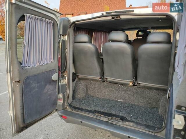 Сірий Рено Трафік, об'ємом двигуна 1.9 л та пробігом 280 тис. км за 6800 $, фото 19 на Automoto.ua