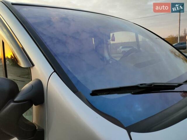 Сірий Рено Трафік, об'ємом двигуна 1.9 л та пробігом 280 тис. км за 6800 $, фото 2 на Automoto.ua