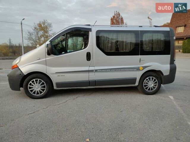 Сірий Рено Трафік, об'ємом двигуна 1.9 л та пробігом 280 тис. км за 6800 $, фото 4 на Automoto.ua