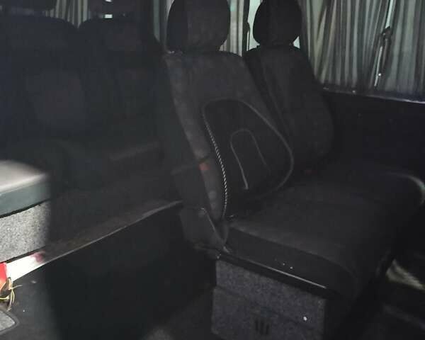 Сірий Рено Трафік, об'ємом двигуна 1.87 л та пробігом 330 тис. км за 4600 $, фото 4 на Automoto.ua