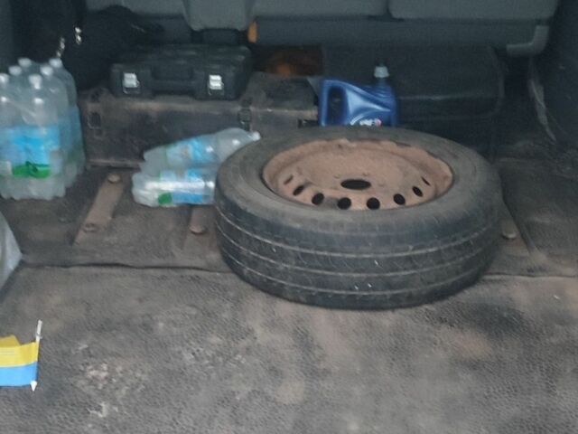 Серый Рено Трафик, объемом двигателя 1.9 л и пробегом 340 тыс. км за 4000 $, фото 4 на Automoto.ua