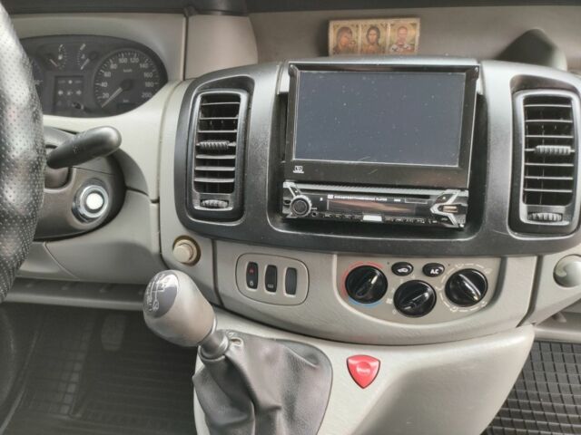 Сірий Рено Трафік, об'ємом двигуна 1.9 л та пробігом 280 тис. км за 6900 $, фото 13 на Automoto.ua