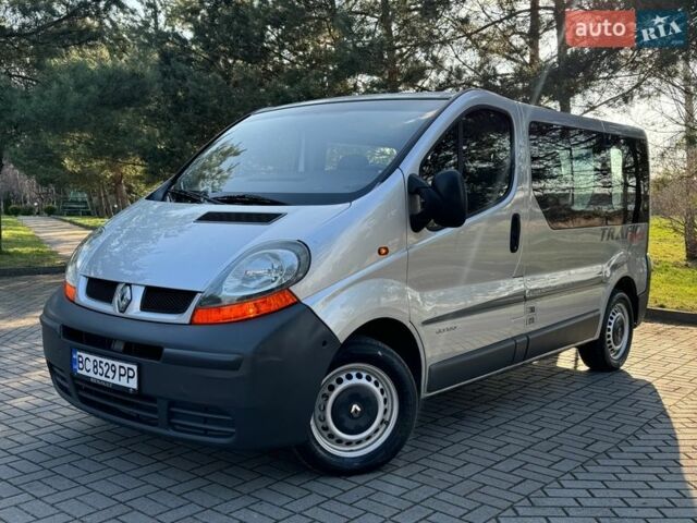 Сірий Рено Трафік, об'ємом двигуна 1.9 л та пробігом 260 тис. км за 6850 $, фото 10 на Automoto.ua