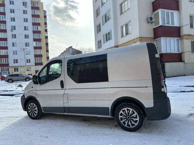 Сірий Рено Трафік, об'ємом двигуна 1.9 л та пробігом 250 тис. км за 7200 $, фото 12 на Automoto.ua