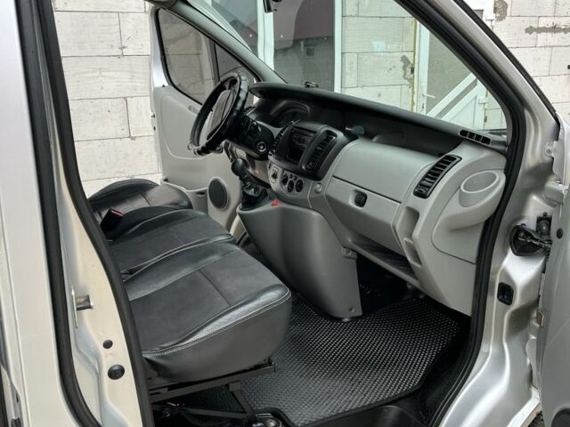 Сірий Рено Трафік, об'ємом двигуна 1.9 л та пробігом 518 тис. км за 6200 $, фото 19 на Automoto.ua