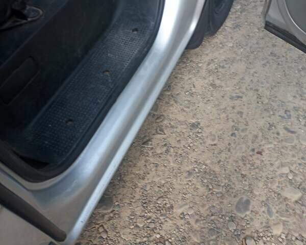 Рено Трафик 2004 в Ивано-Франковске на Automoto.ua Серый Рено Трафик, объемом двигателя 1.87 л и пробегом 299 тыс. км за 7500 $, фото 17 на Automoto.ua