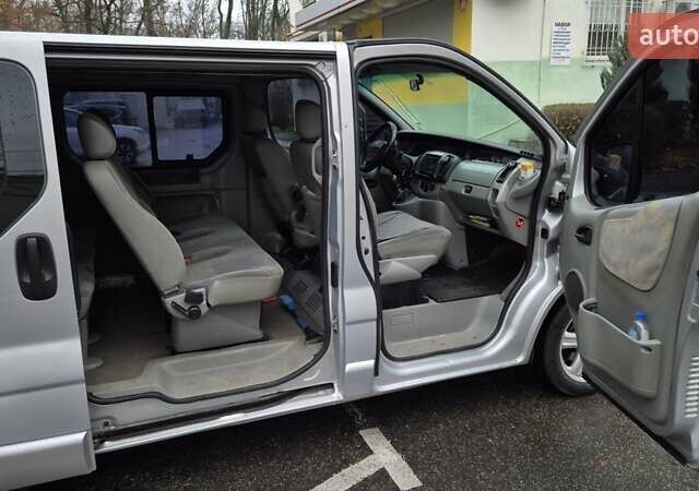 Сірий Рено Трафік, об'ємом двигуна 2.5 л та пробігом 350 тис. км за 8200 $, фото 6 на Automoto.ua