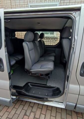 Серый Рено Трафик, объемом двигателя 1.87 л и пробегом 400 тыс. км за 6200 $, фото 4 на Automoto.ua