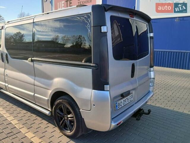 Сірий Рено Трафік, об'ємом двигуна 2.46 л та пробігом 400 тис. км за 7500 $, фото 7 на Automoto.ua