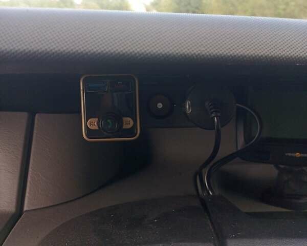 Рено Трафик 2004 в Ивано-Франковске на Automoto.ua Серый Рено Трафик, объемом двигателя 1.87 л и пробегом 299 тыс. км за 7500 $, фото 3 на Automoto.ua