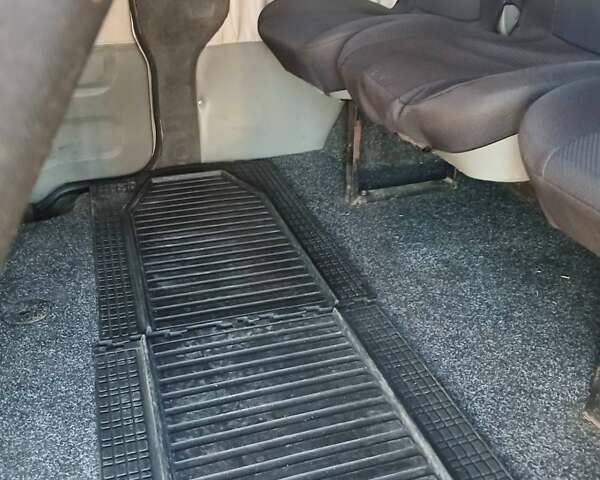 Сірий Рено Трафік, об'ємом двигуна 2.46 л та пробігом 400 тис. км за 7500 $, фото 11 на Automoto.ua