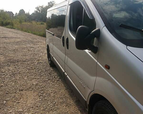 Рено Трафик 2004 в Ивано-Франковске на Automoto.ua Серый Рено Трафик, объемом двигателя 1.87 л и пробегом 299 тыс. км за 7500 $, фото 23 на Automoto.ua