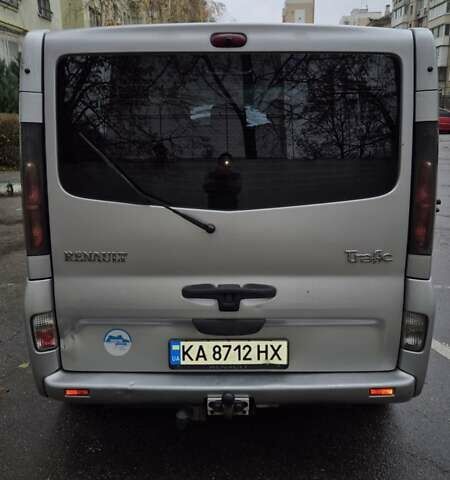 Сірий Рено Трафік, об'ємом двигуна 2.5 л та пробігом 350 тис. км за 8200 $, фото 5 на Automoto.ua