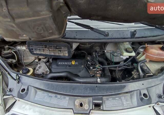 Серый Рено Трафик, объемом двигателя 1.9 л и пробегом 400 тыс. км за 6500 $, фото 6 на Automoto.ua