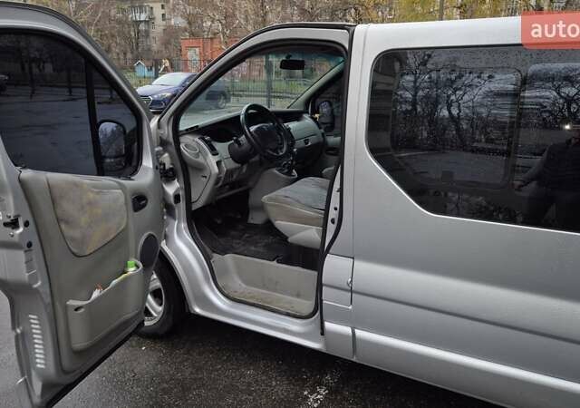 Сірий Рено Трафік, об'ємом двигуна 2.5 л та пробігом 350 тис. км за 8200 $, фото 10 на Automoto.ua