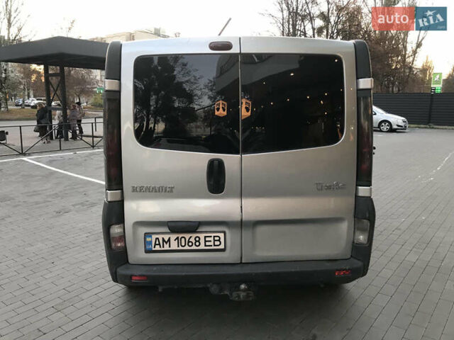 Сірий Рено Трафік, об'ємом двигуна 1.9 л та пробігом 298 тис. км за 7100 $, фото 3 на Automoto.ua