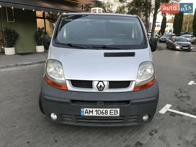 Сірий Рено Трафік, об'ємом двигуна 1.9 л та пробігом 298 тис. км за 7100 $, фото 7 на Automoto.ua