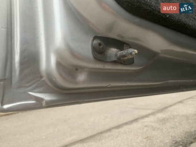 Сірий Рено Трафік, об'ємом двигуна 1.9 л та пробігом 270 тис. км за 10000 $, фото 12 на Automoto.ua