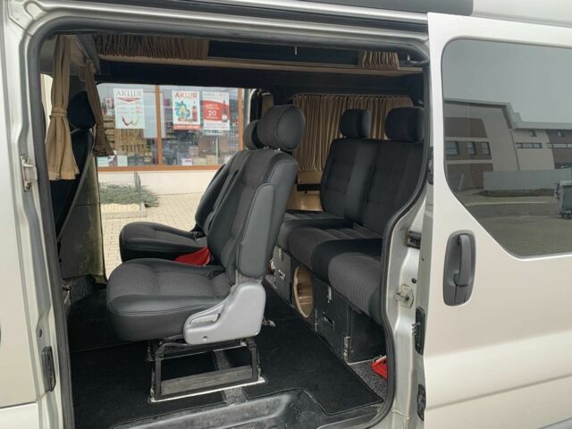 Серый Рено Трафик, объемом двигателя 2.5 л и пробегом 300 тыс. км за 7800 $, фото 8 на Automoto.ua