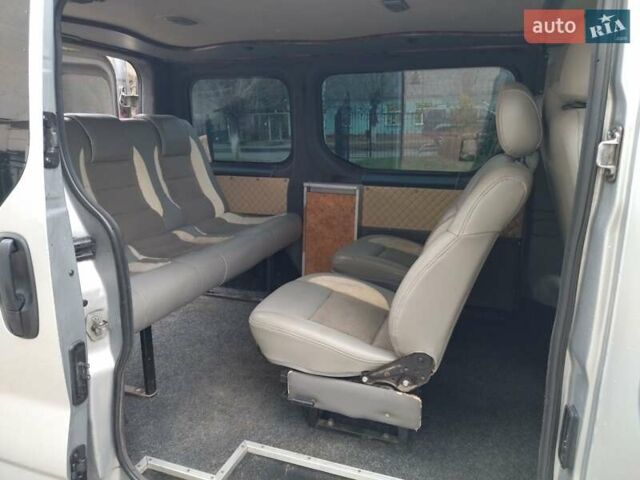 Сірий Рено Трафік, об'ємом двигуна 1.87 л та пробігом 406 тис. км за 6500 $, фото 11 на Automoto.ua