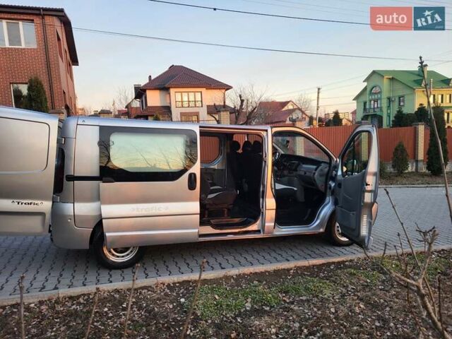 Серый Рено Трафик, объемом двигателя 2.46 л и пробегом 247 тыс. км за 8600 $, фото 61 на Automoto.ua
