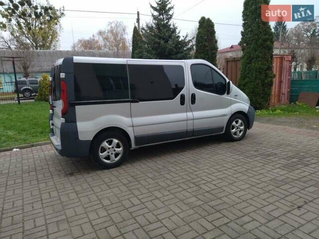 Сірий Рено Трафік, об'ємом двигуна 1.87 л та пробігом 406 тис. км за 6500 $, фото 4 на Automoto.ua