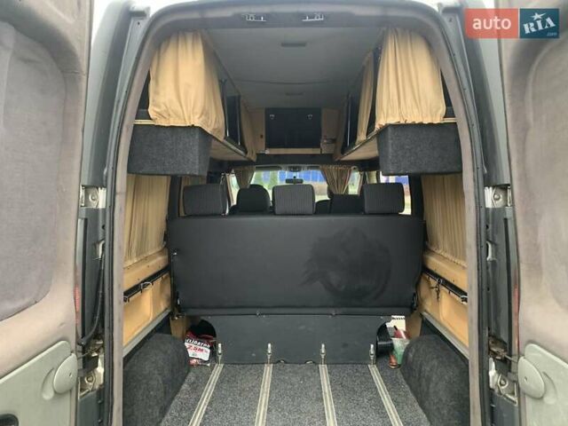 Серый Рено Трафик, объемом двигателя 2.5 л и пробегом 300 тыс. км за 7800 $, фото 4 на Automoto.ua