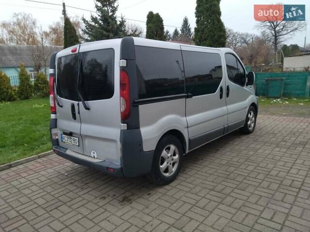 Сірий Рено Трафік, об'ємом двигуна 1.87 л та пробігом 406 тис. км за 6500 $, фото 3 на Automoto.ua