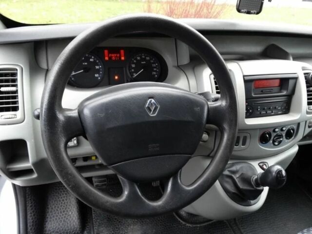 Сірий Рено Трафік, об'ємом двигуна 0 л та пробігом 270 тис. км за 3000 $, фото 11 на Automoto.ua