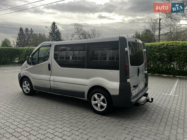 Серый Рено Трафик, объемом двигателя 1.9 л и пробегом 315 тыс. км за 5700 $, фото 8 на Automoto.ua