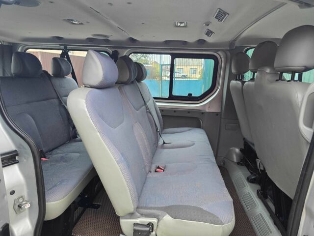 Серый Рено Трафик, объемом двигателя 1.9 л и пробегом 292 тыс. км за 8900 $, фото 9 на Automoto.ua