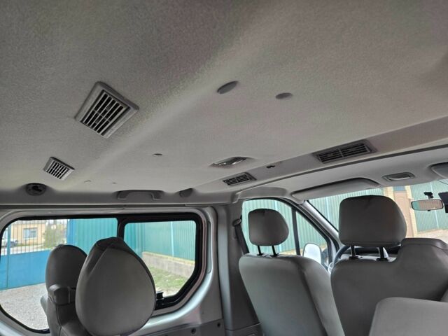 Серый Рено Трафик, объемом двигателя 1.9 л и пробегом 292 тыс. км за 8900 $, фото 11 на Automoto.ua