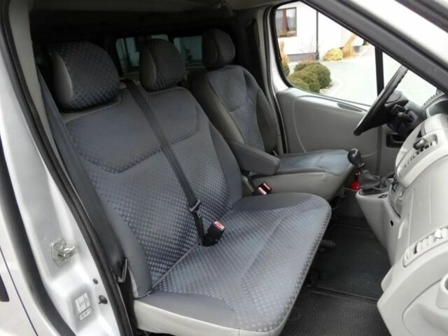 Сірий Рено Трафік, об'ємом двигуна 0 л та пробігом 270 тис. км за 3000 $, фото 8 на Automoto.ua