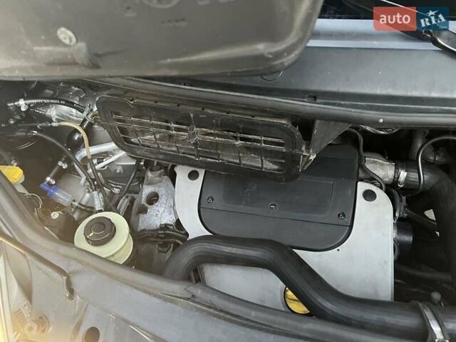 Серый Рено Трафик, объемом двигателя 1.9 л и пробегом 328 тыс. км за 8400 $, фото 19 на Automoto.ua