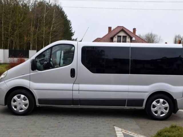 Сірий Рено Трафік, об'ємом двигуна 0 л та пробігом 270 тис. км за 3000 $, фото 1 на Automoto.ua