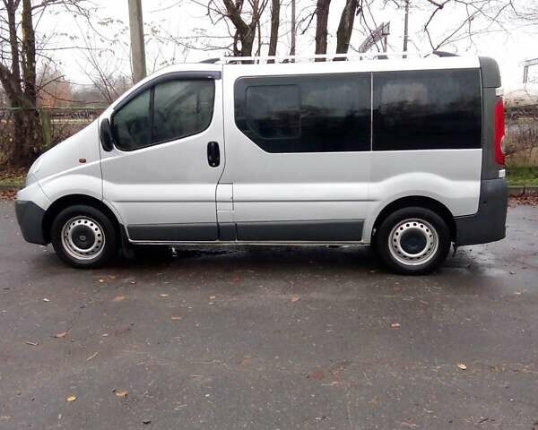 Серый Рено Трафик, объемом двигателя 2 л и пробегом 346 тыс. км за 8200 $, фото 12 на Automoto.ua