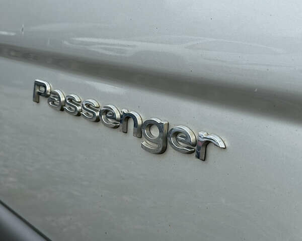 Серый Рено Трафик, объемом двигателя 2.5 л и пробегом 299 тыс. км за 12900 $, фото 6 на Automoto.ua