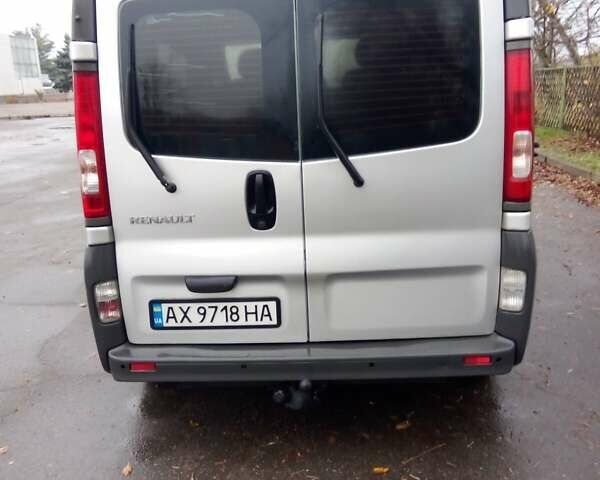 Серый Рено Трафик, объемом двигателя 2 л и пробегом 346 тыс. км за 8200 $, фото 15 на Automoto.ua