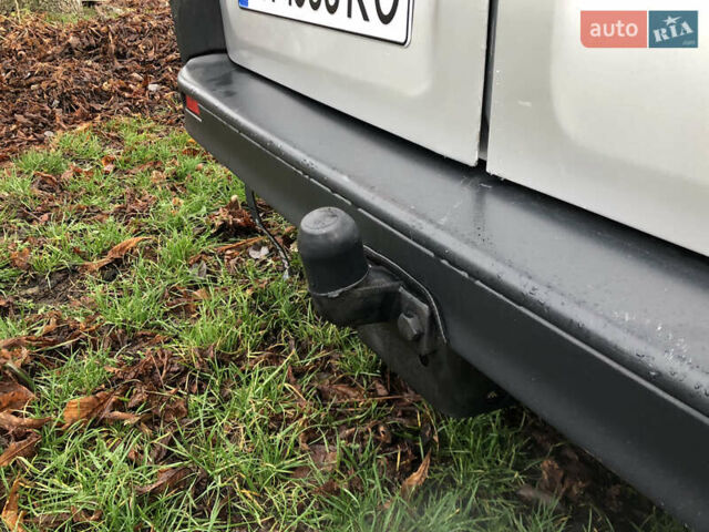 Сірий Рено Трафік, об'ємом двигуна 2 л та пробігом 271 тис. км за 8900 $, фото 10 на Automoto.ua