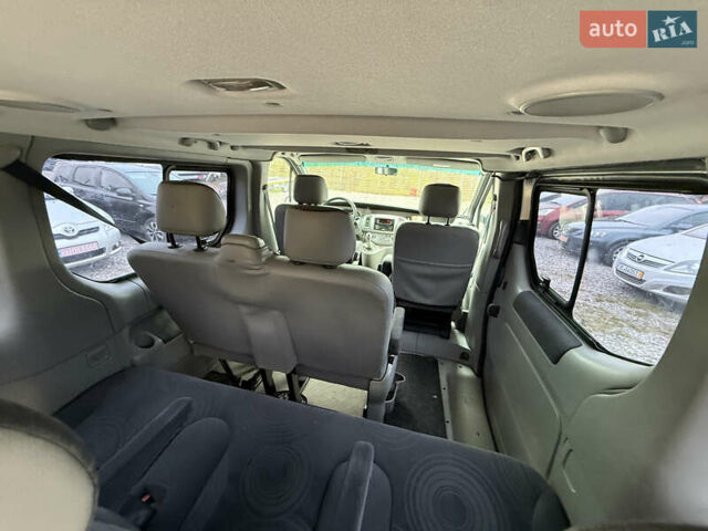 Серый Рено Трафик, объемом двигателя 2.5 л и пробегом 299 тыс. км за 12900 $, фото 25 на Automoto.ua